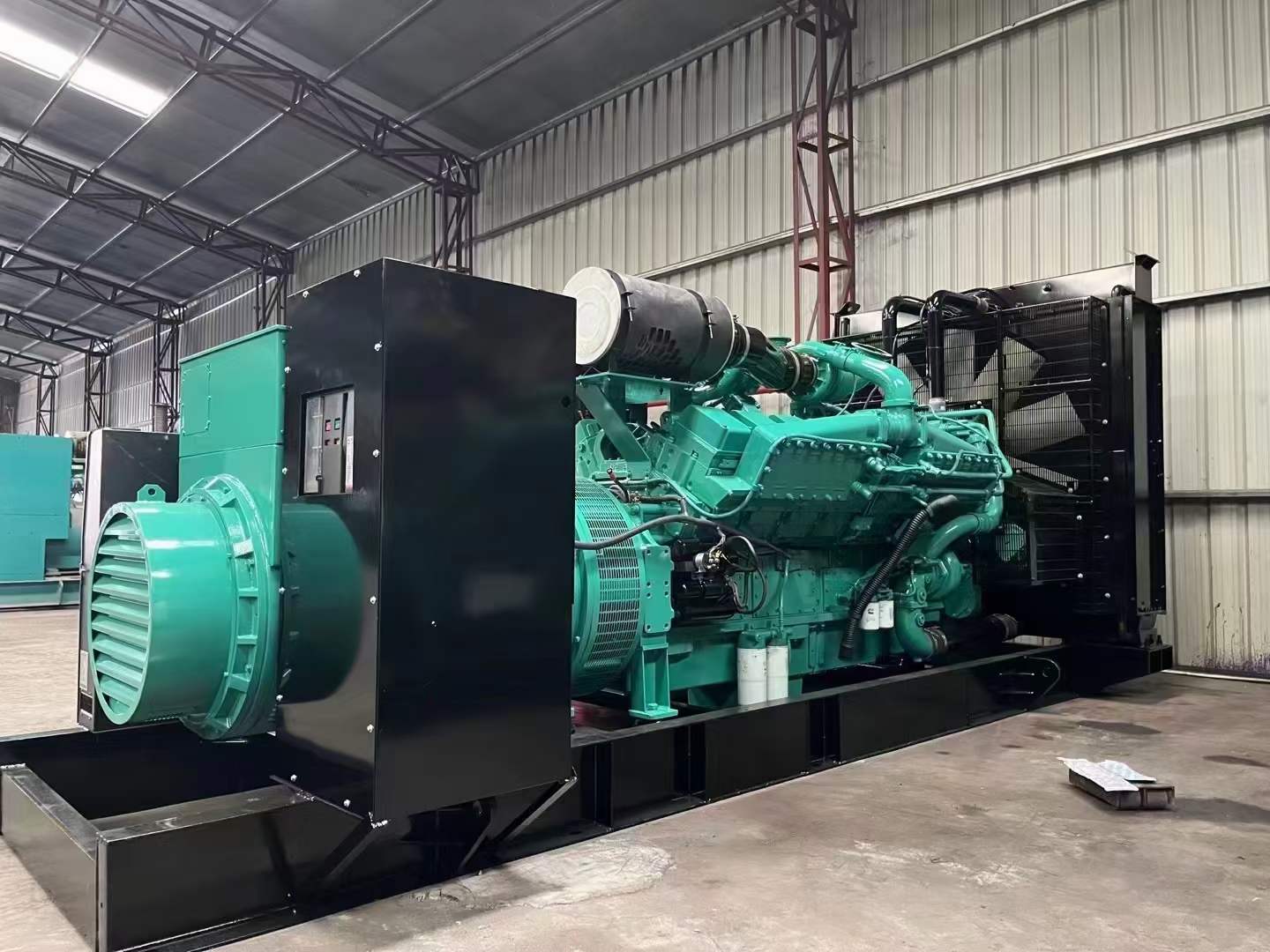 鹿寨如何降低 800kW 柴油发电机输出电流的波动？